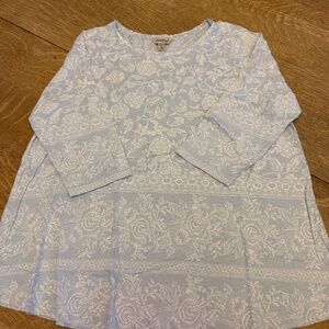 Lucky Brand baby blue and white print 3/4 sleeve tee shirt